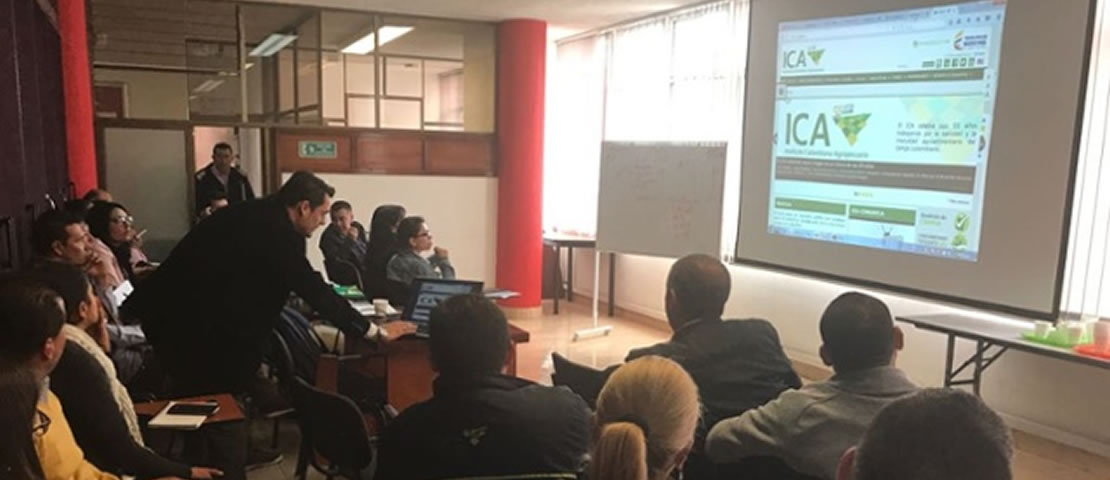 Capacitando a personal del ICA